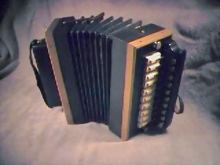 Button deals box accordion